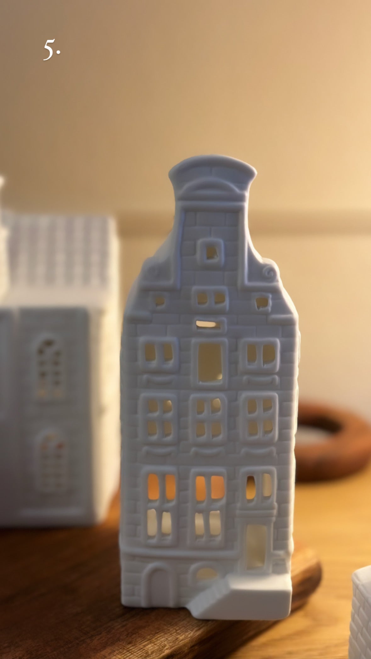 Kanalhus, Ljuslyktor från Amsterdam - Vita