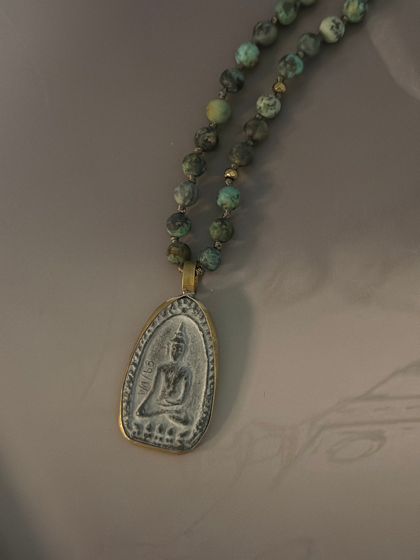 Halsband ”BUDDHA” - African turkos
