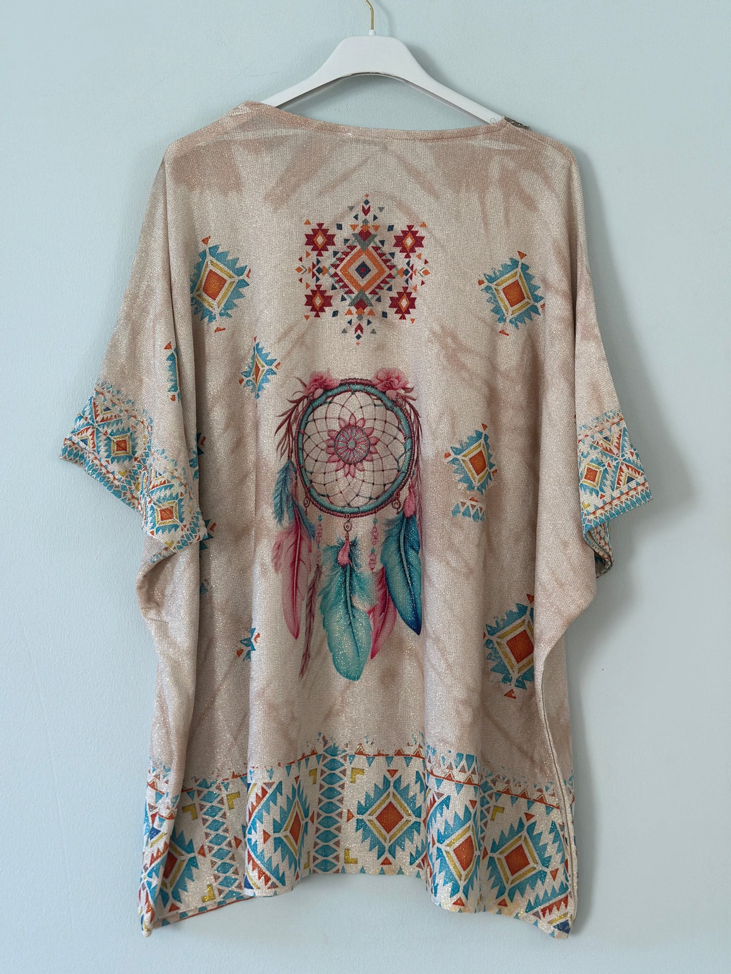 T-shirt ”Sandra” med drömfångare - Beige