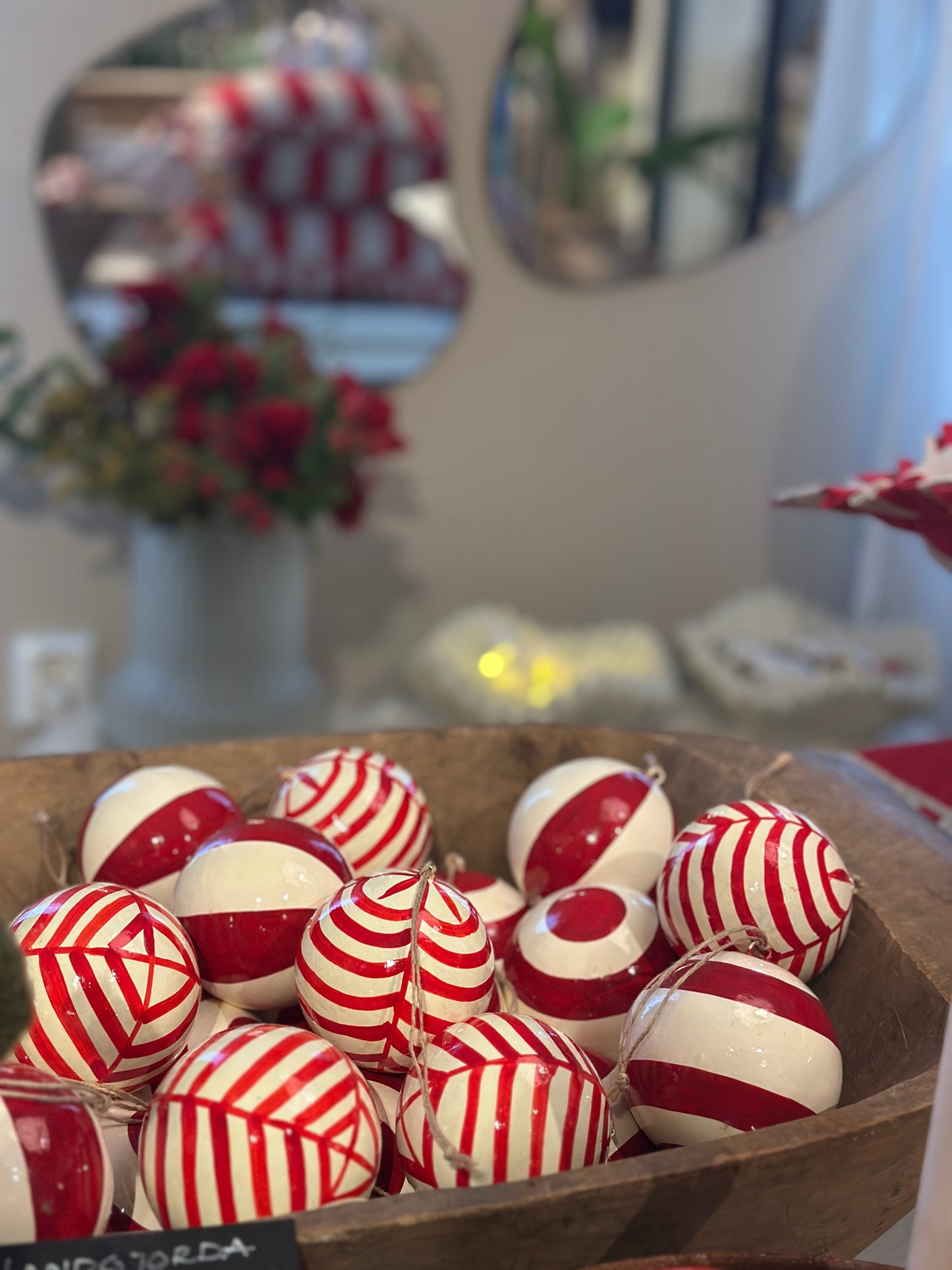 Handgjorda julgranskulor - Röd/vitrandiga