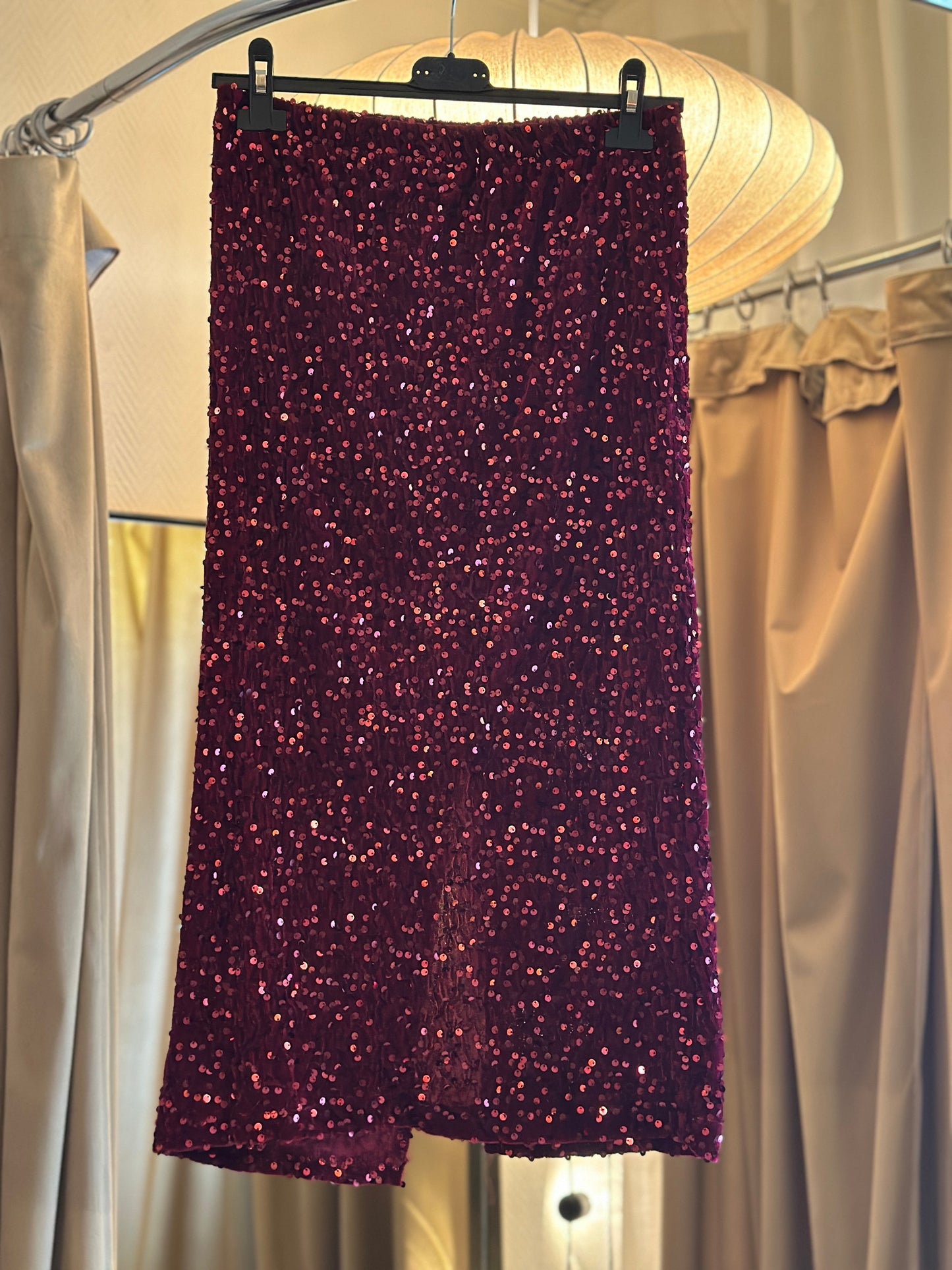 Glitterkjol lång med sprund baktill - Röd