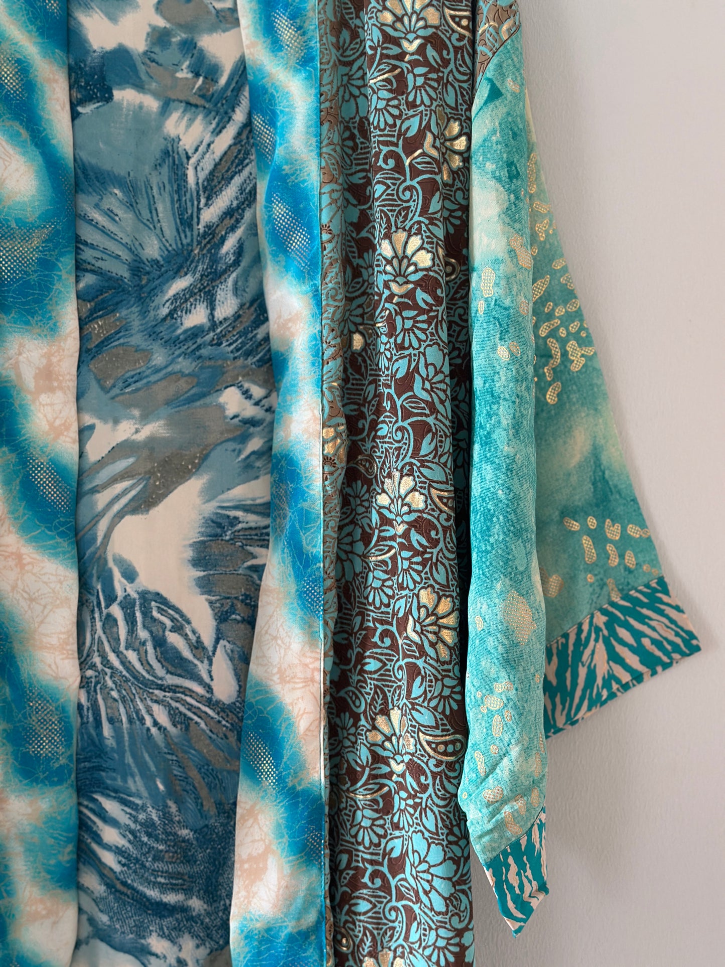 Kimono ”Sofia” i vackert mönster - Multicolour