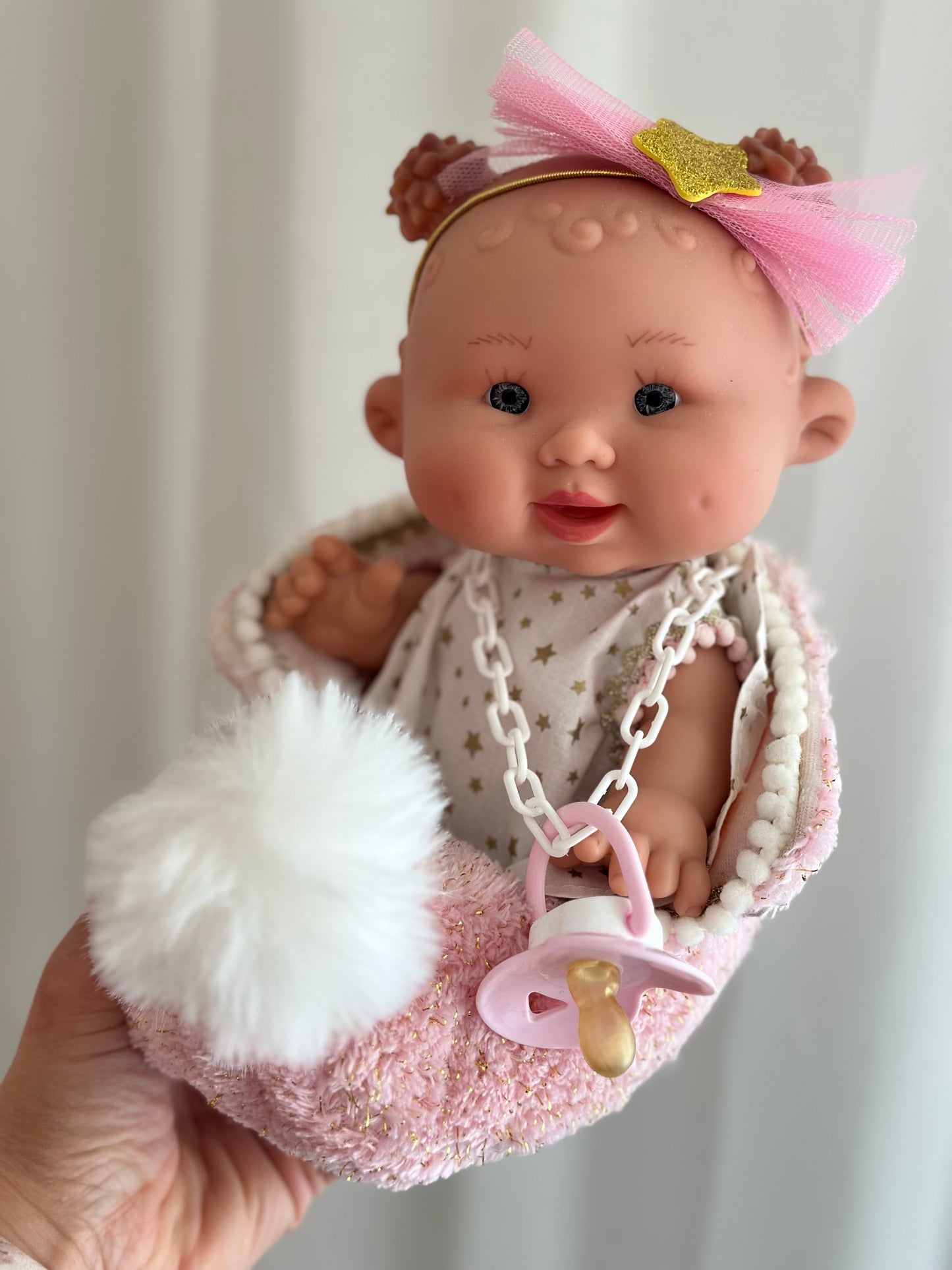 Söta kramvänliga dockor 28 cm - Olika varianter