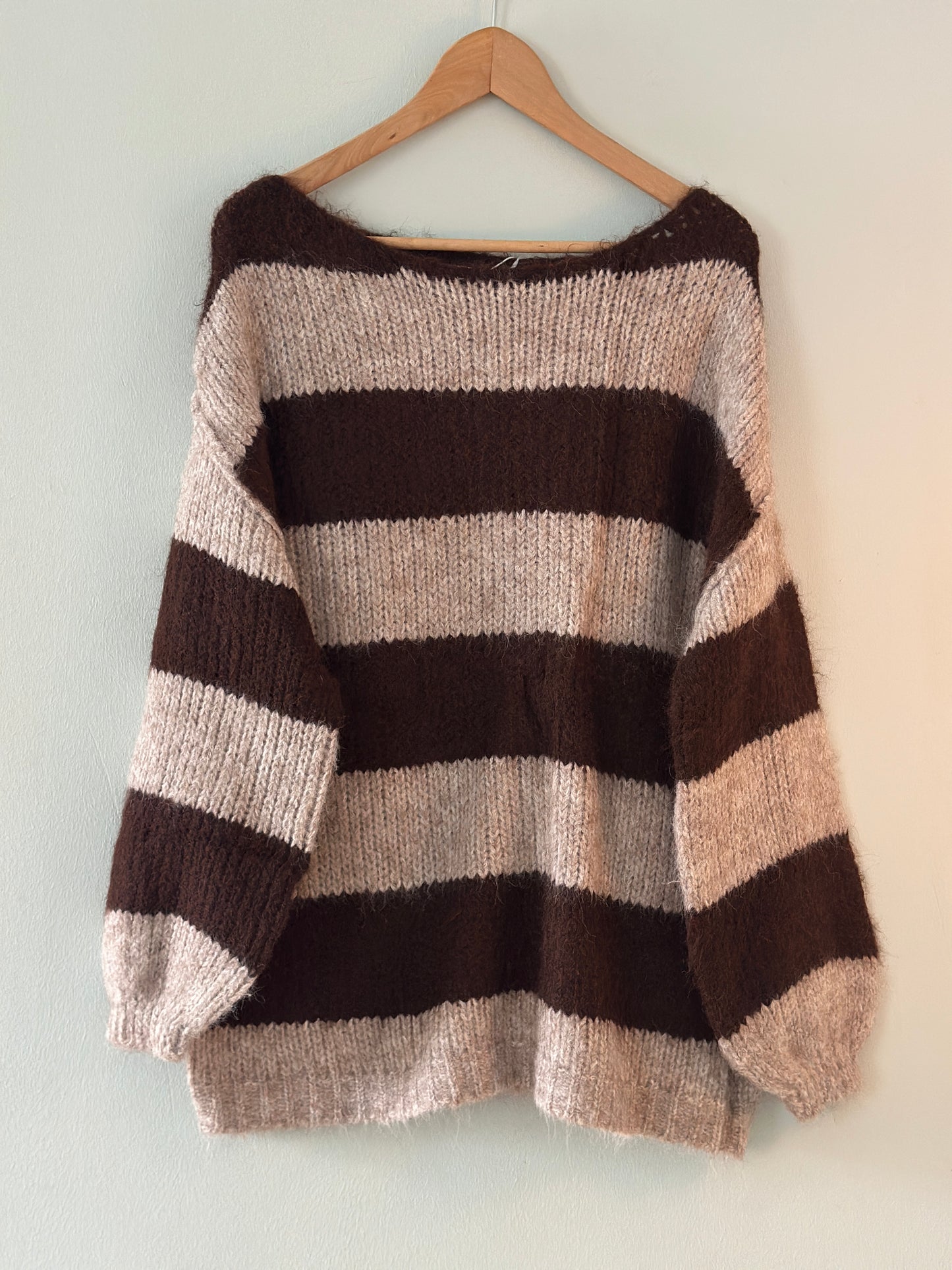 Randig stickad tröja ”Olivia” - Brun-Beige
