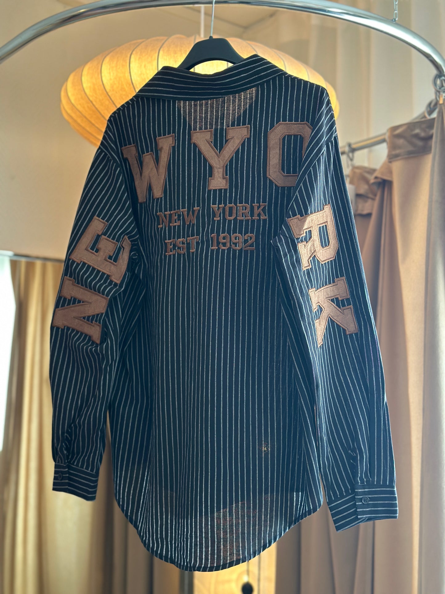 Skjorta ”New York” - Svart-Vit randig