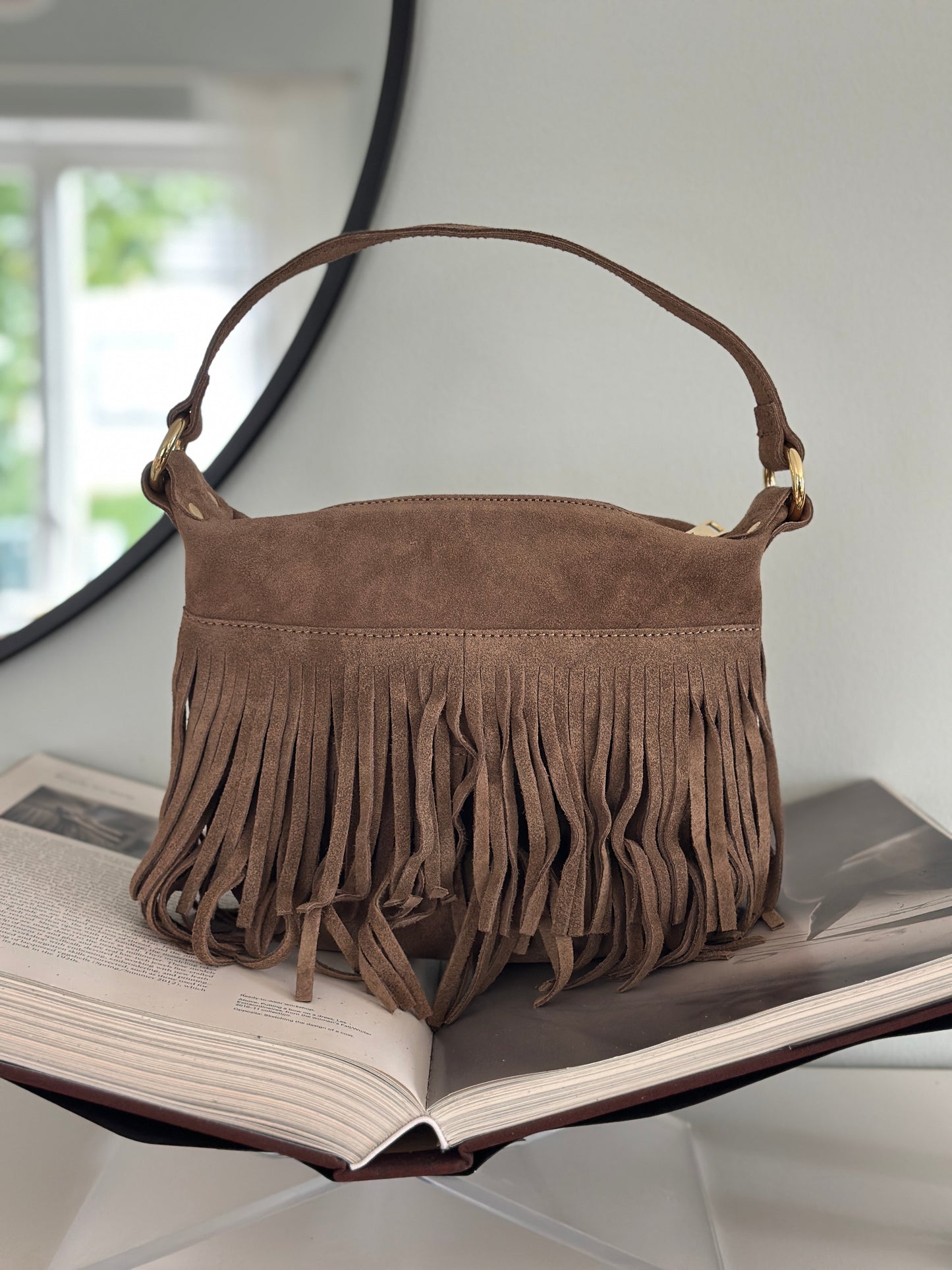 Läderväska ”Peg” med fransar - Brun/Taupe/Camel
