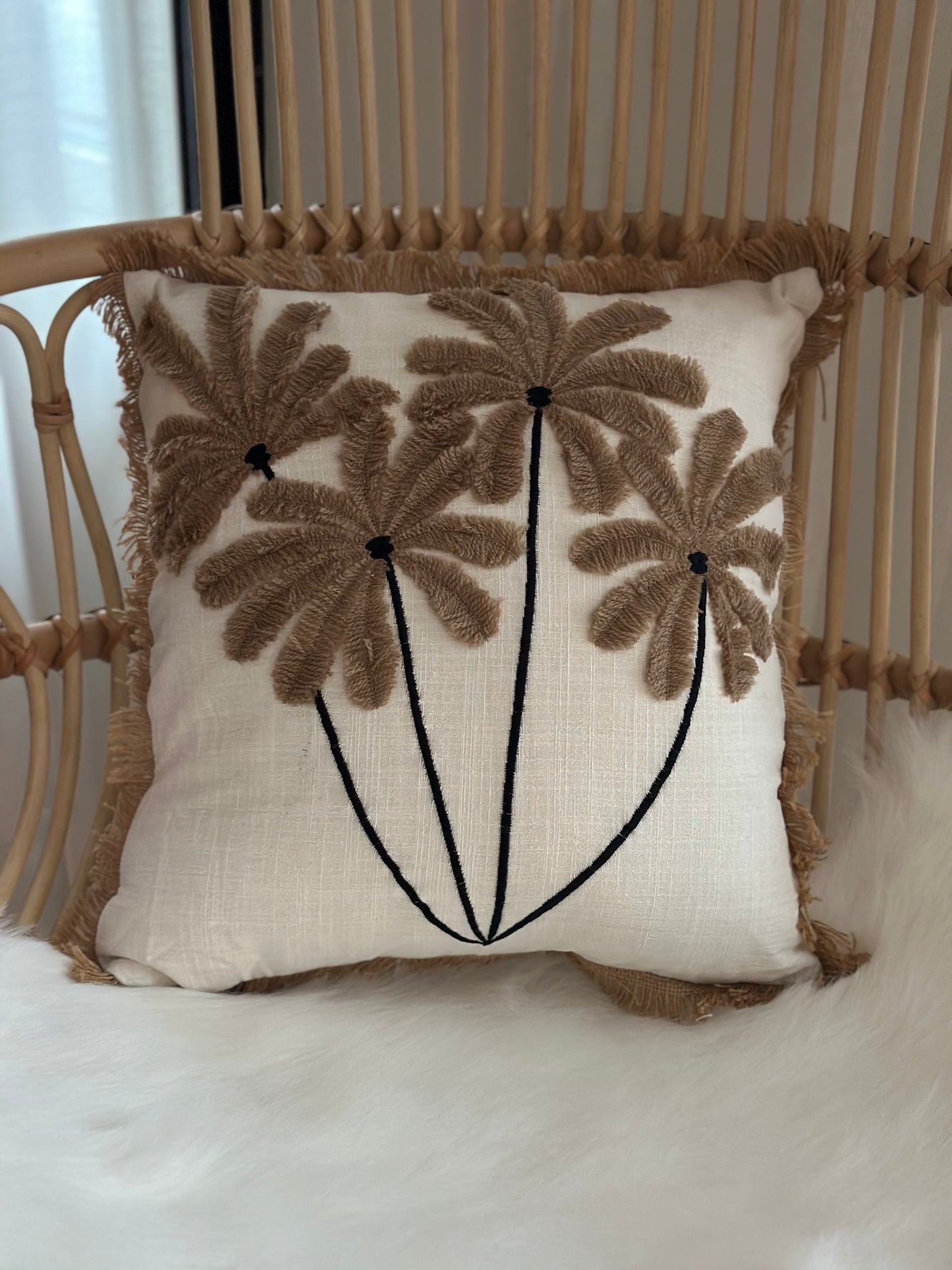 Kuddfodral ”Bali” med blommor -Vitt/Beige