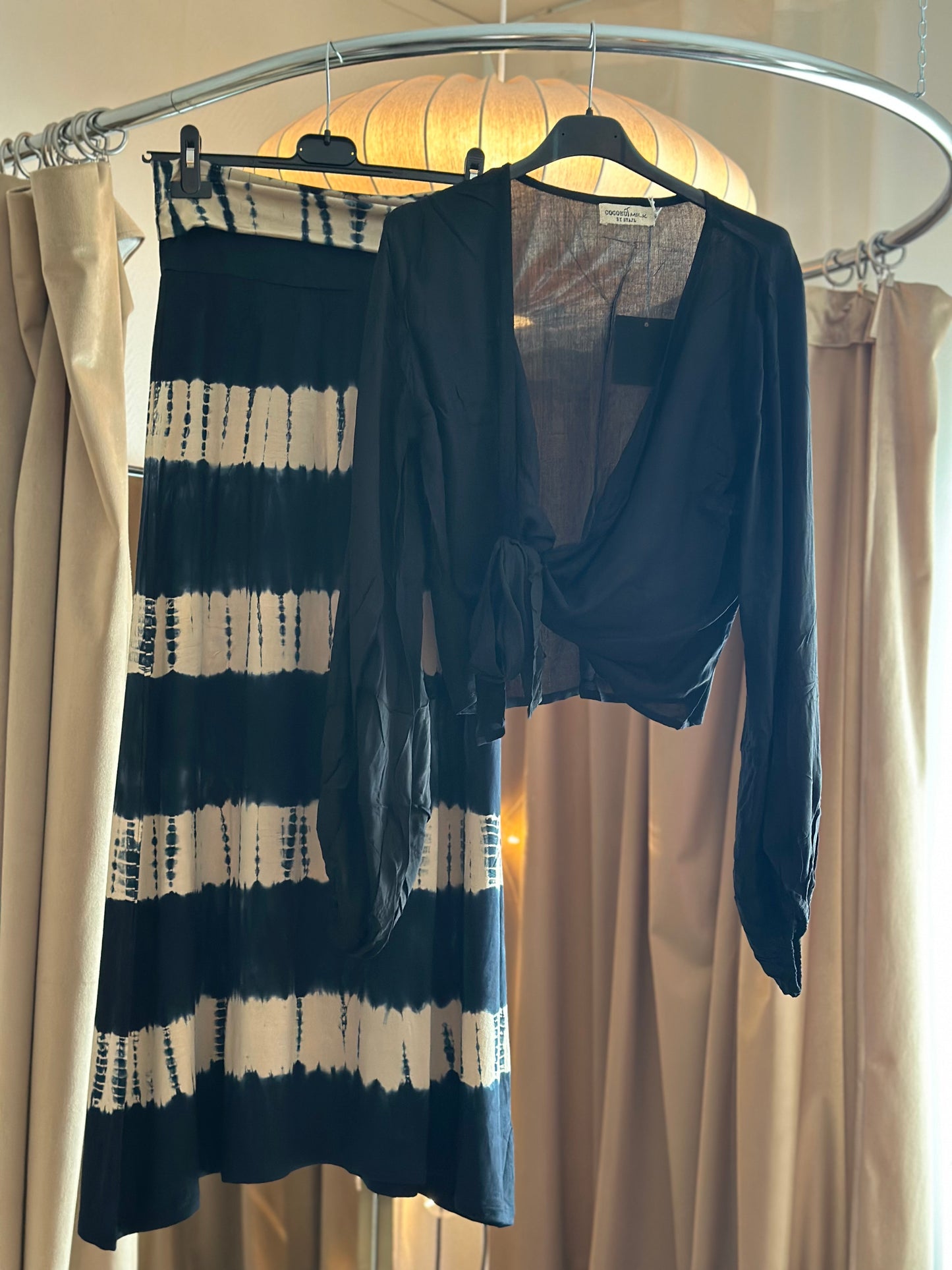 Coconut Milk, Wrap Top - Black