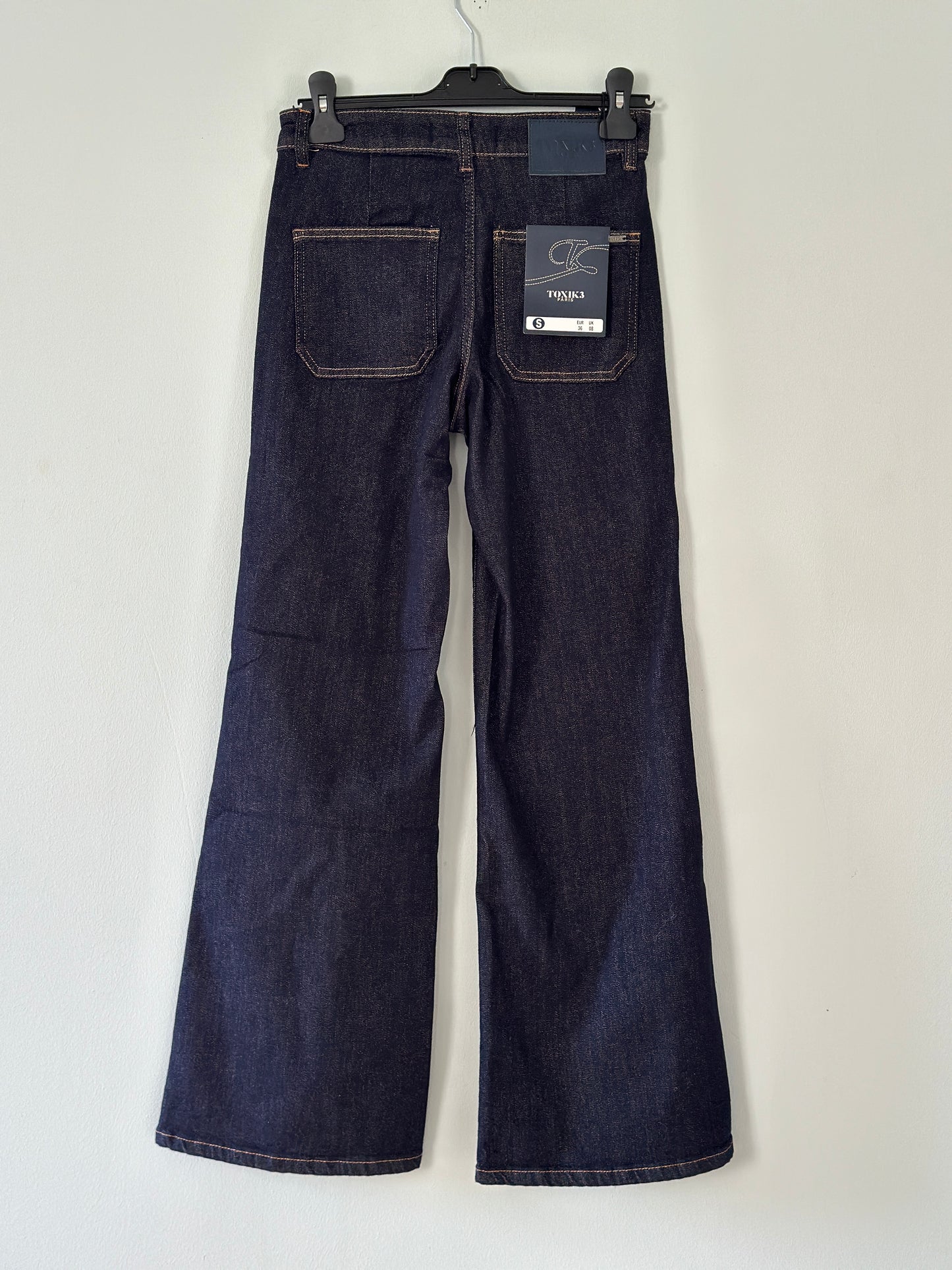 Jeans ”Toxik” med fickor framtill - Mörkblå