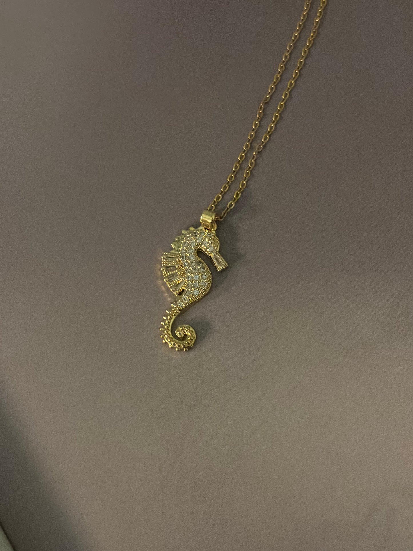 Halsband sjöhäst - Guld