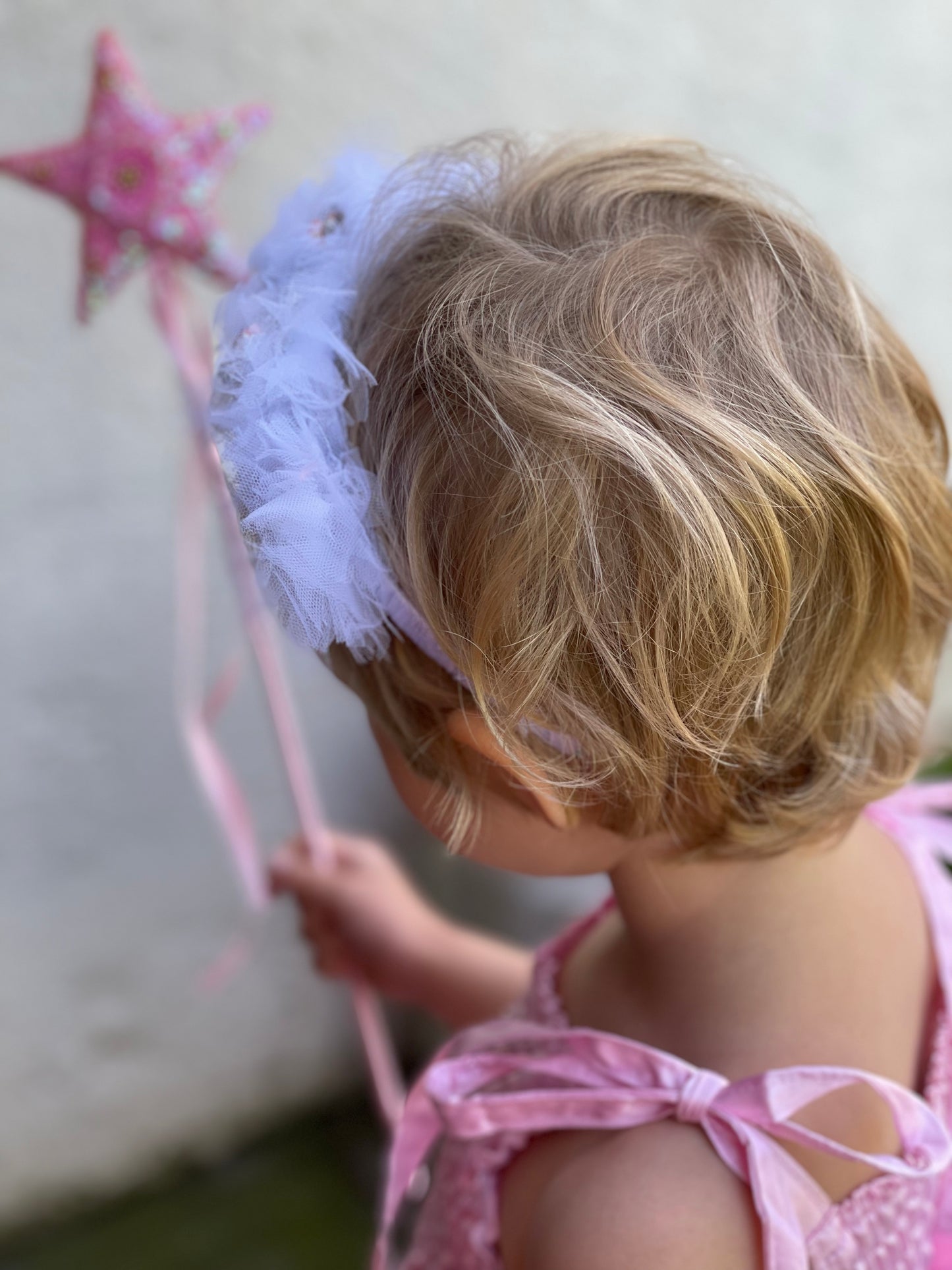 Minisa, Diadem med blommor- Rosa/Vit/Lila.