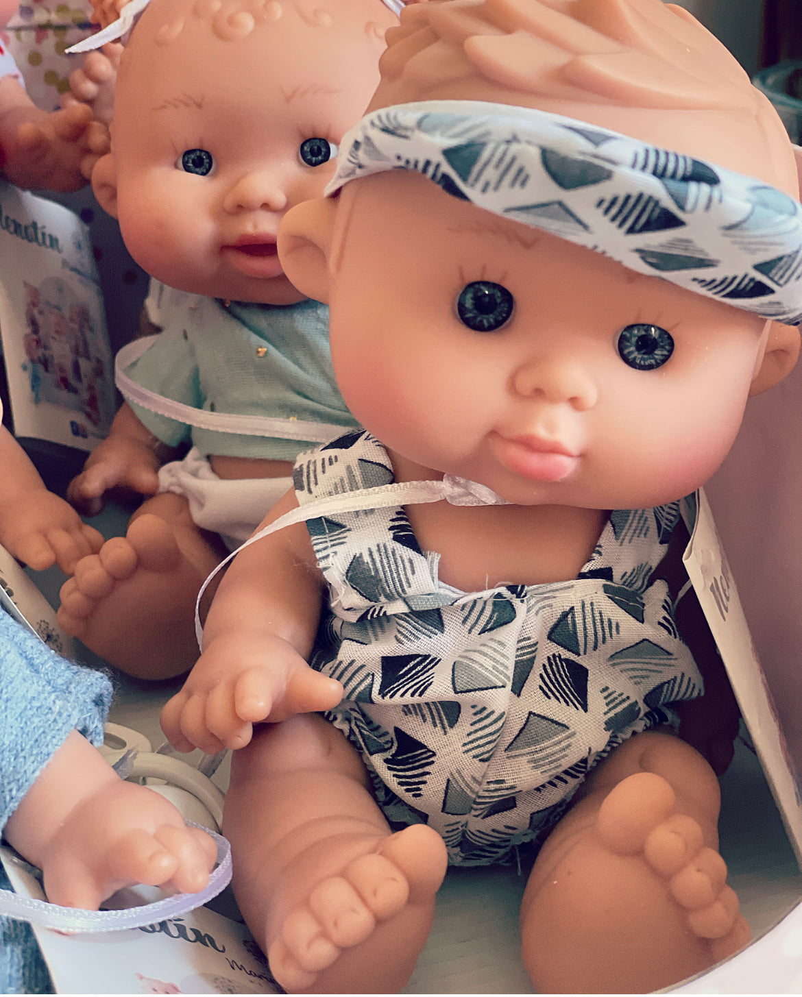 Söta små kramvänliga kompisar 22 cm - Olika varianter