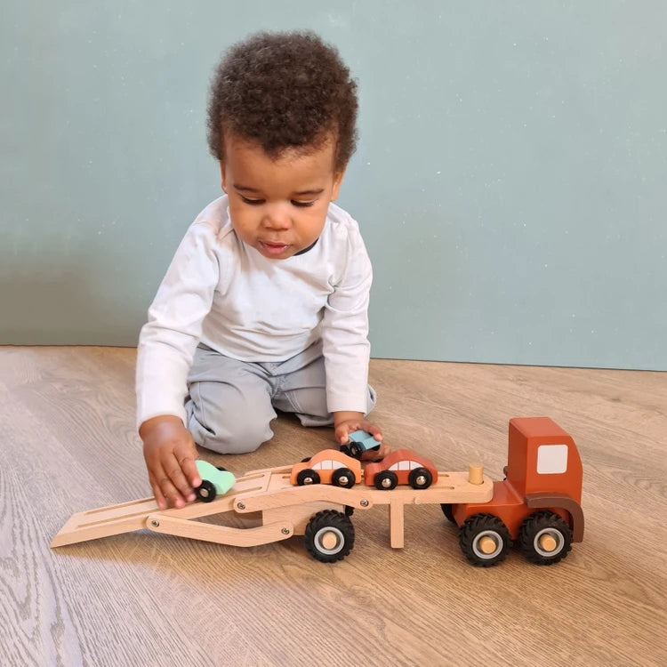 Egmont Toys, Biltransport med fyra medföljande bilar