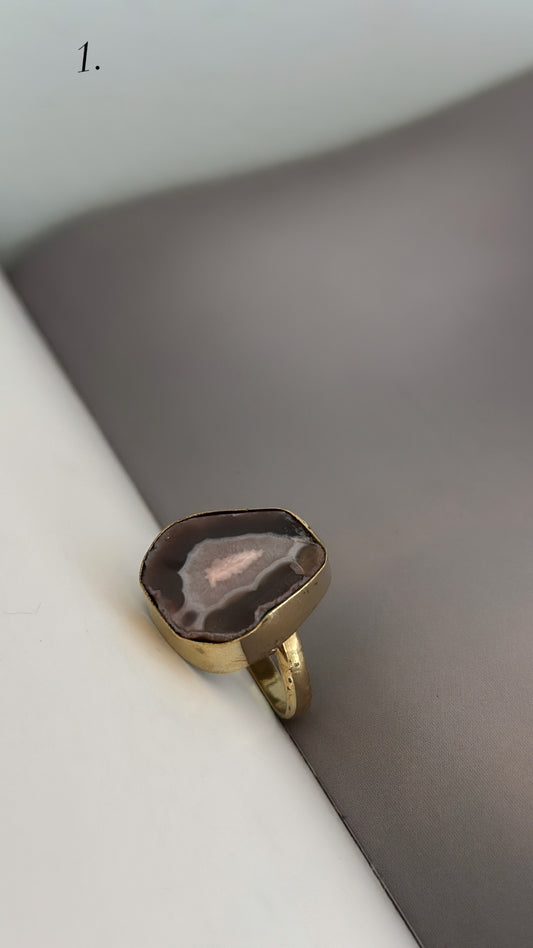 Ringar med stenen agat - Olika färger