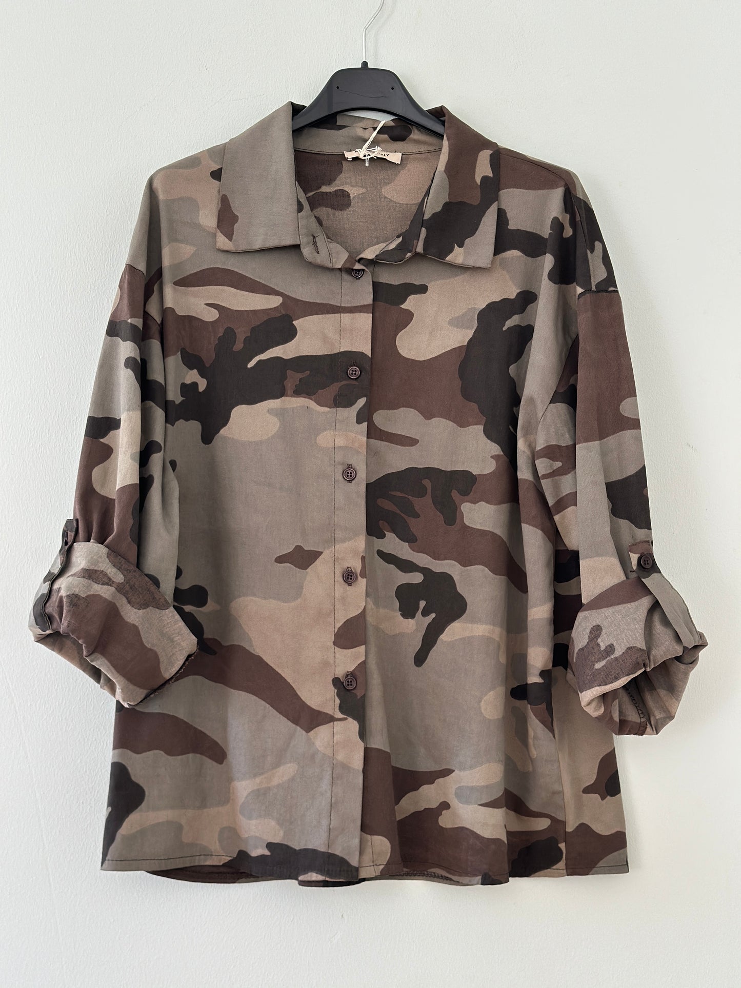Skjorta ”Gisela” i Camouflage - Grön-Brun