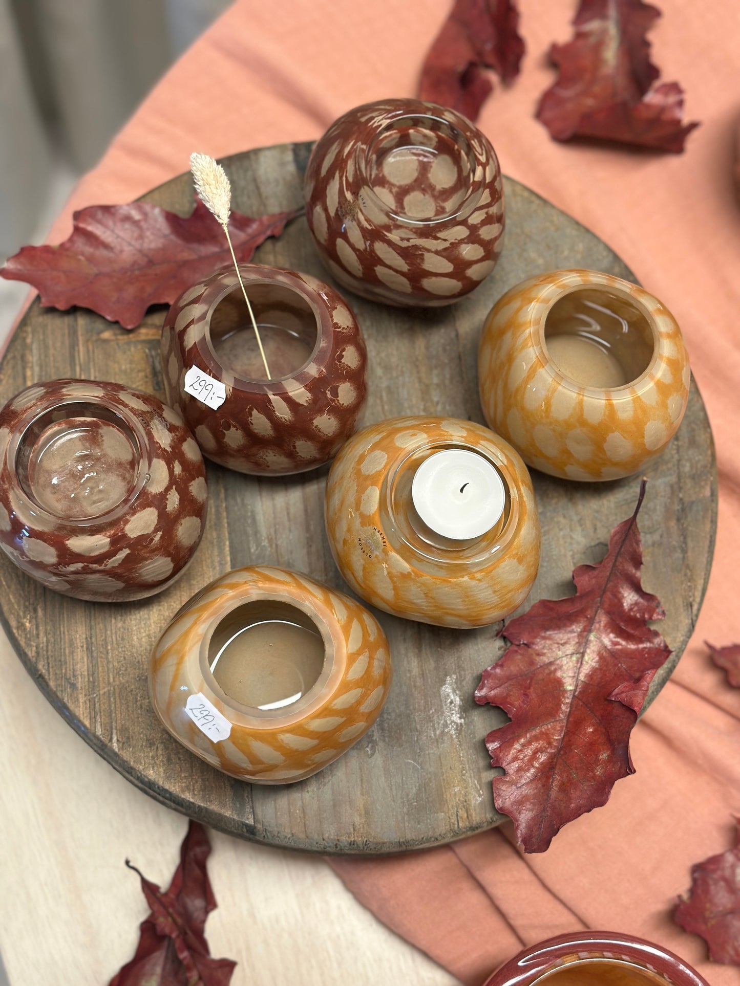 Olsson & Jensen, Ljuslykta ”Maurice” - Plommon/Orange