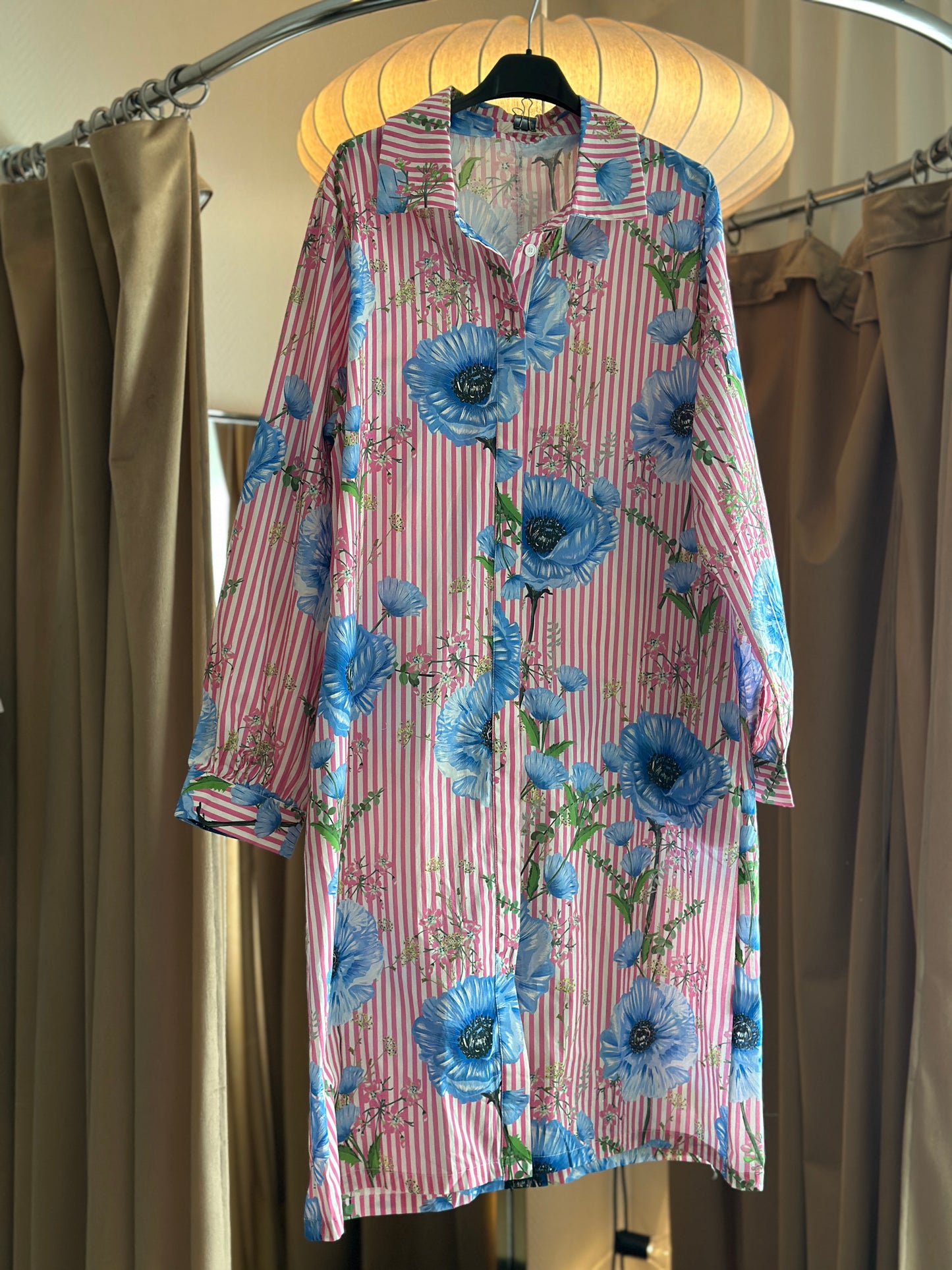 Randig klänning med blommor - Beige/Rosa/Gul