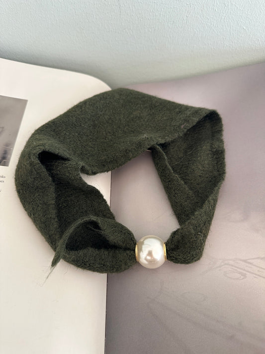 Scarf ”stickad” med magnetfäste - Kaki/Beige/Taupe/Mörkbrun/Svart/Brun