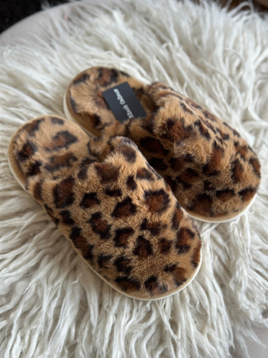 Black Colour, BCLEO slippers - Leopard