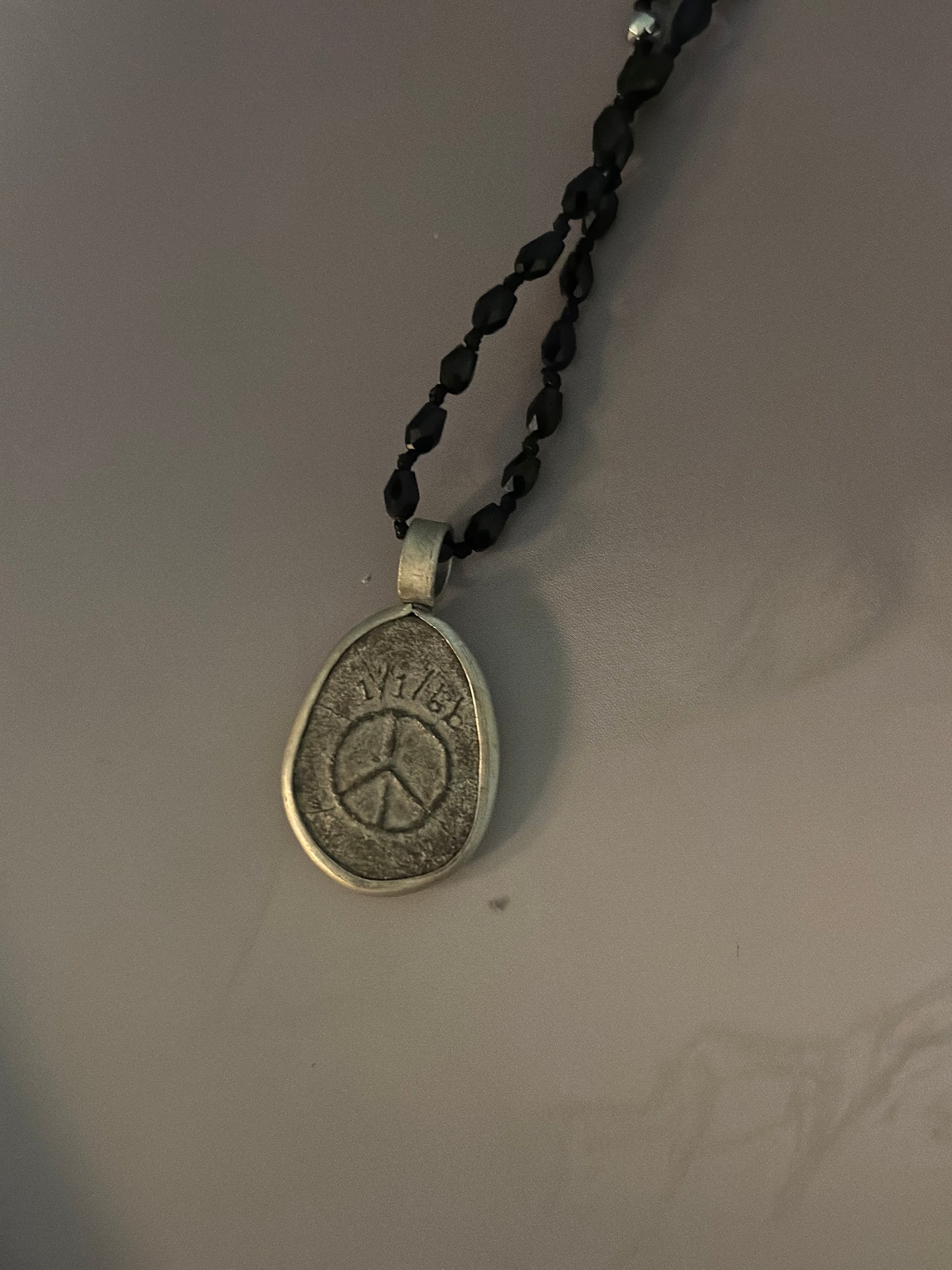 Halsband, ”BUDDHA PEACE” - Svart