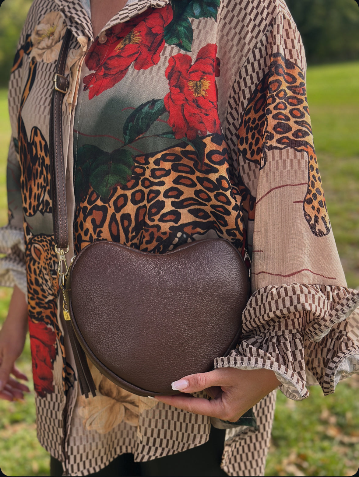 Blus ”Tanja” med volangärm - Leopard