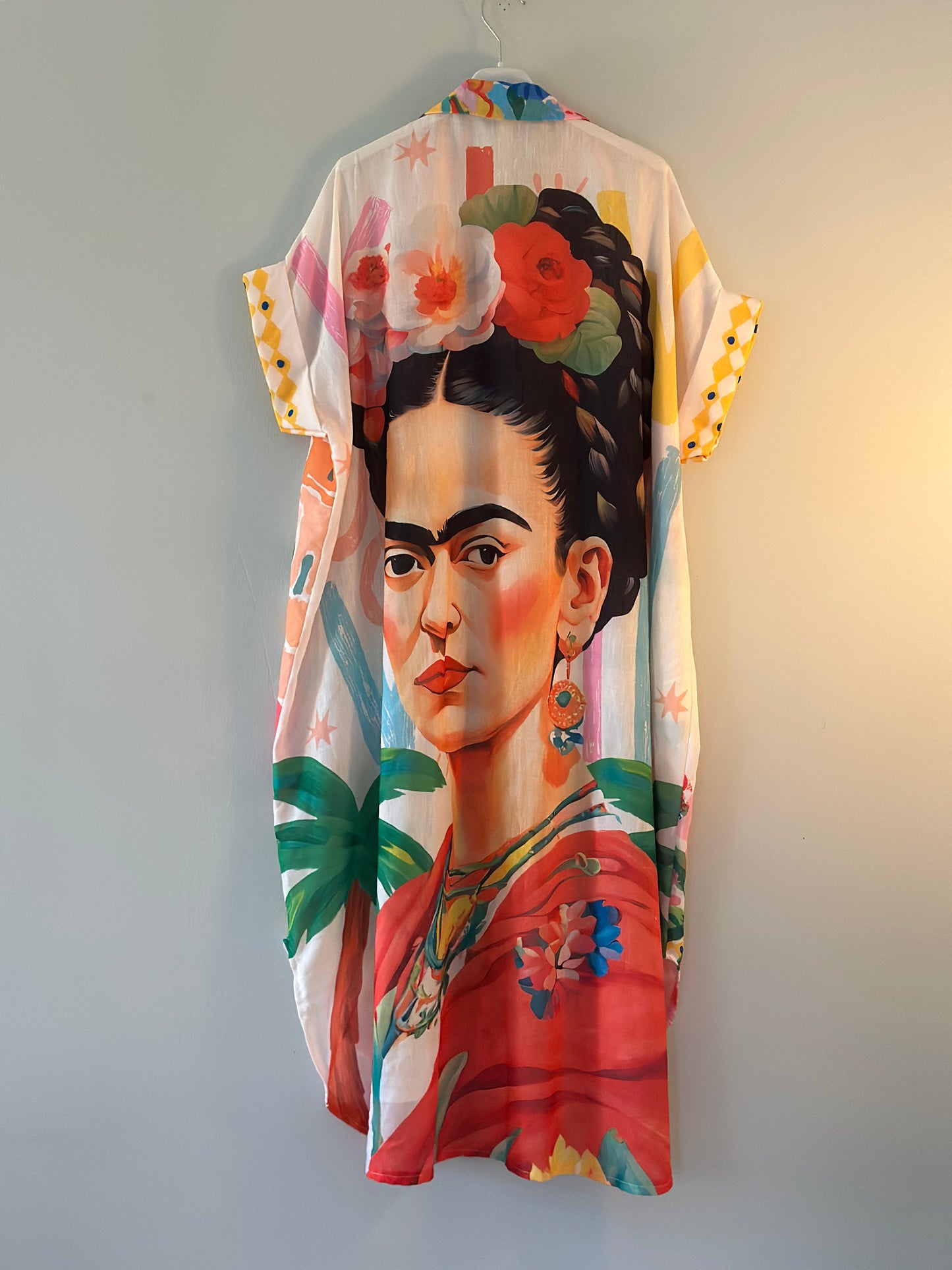Klänning ”Kahlo” i vackert print - Multicolour