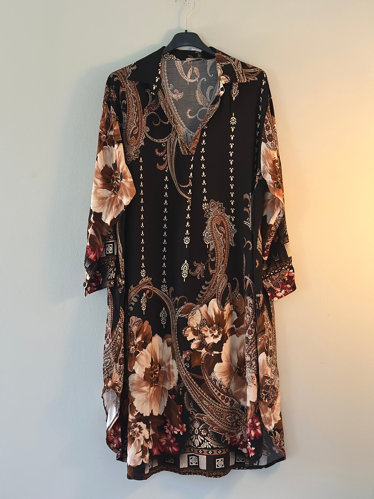 Buller, Klänning i paisleymönster - Brun/Svart