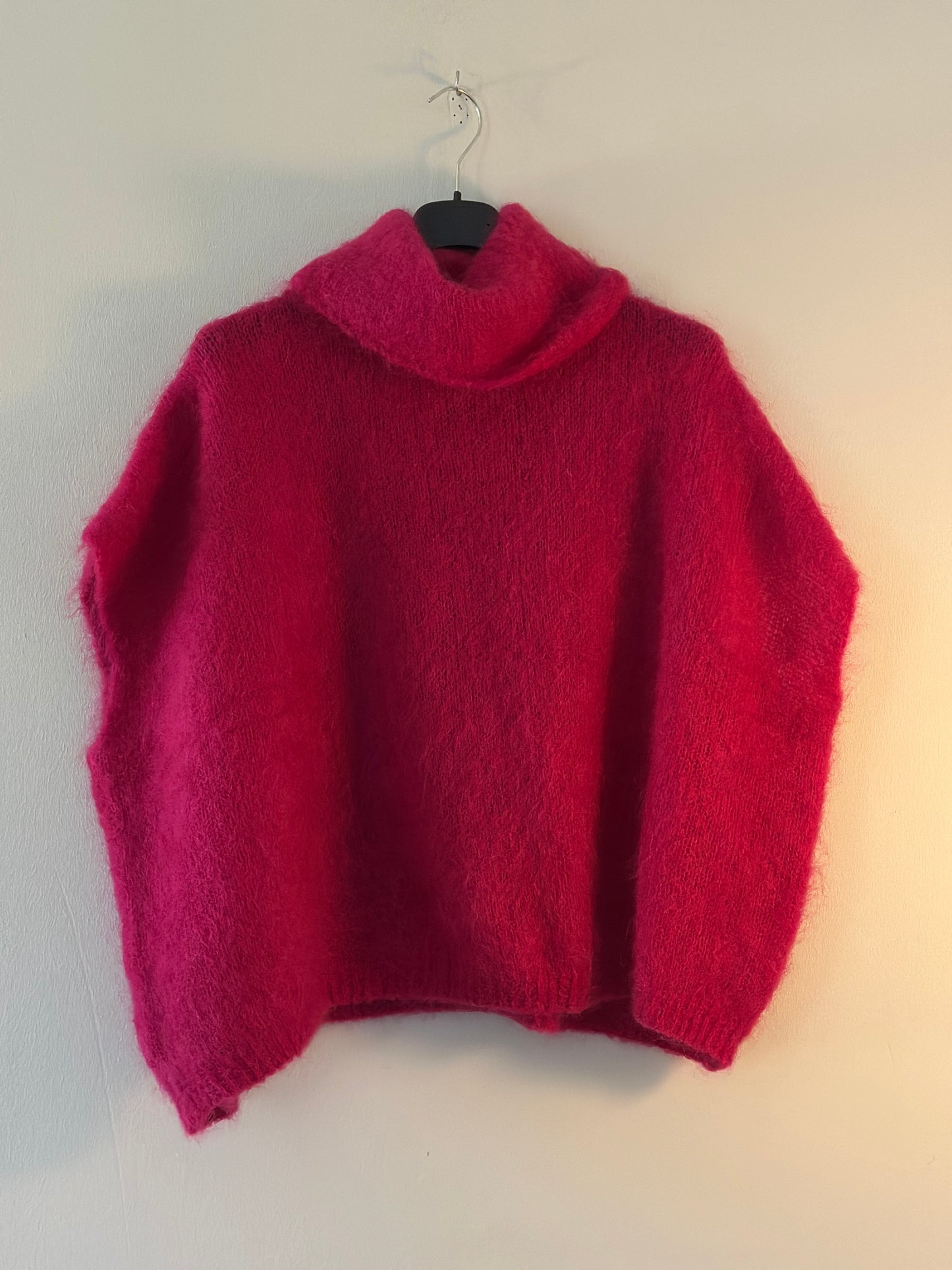 Ärmlös halvpolo i mohair - Cerise/Navy