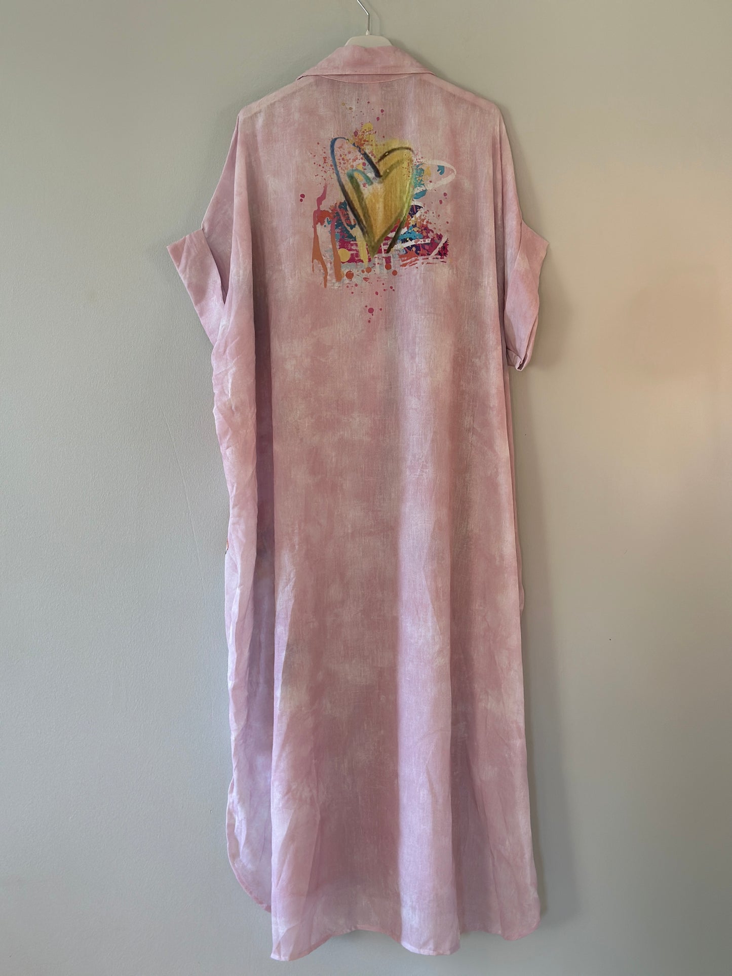 Skjortklänning ”Elsa” med ett häftigt tryck - Rosa.