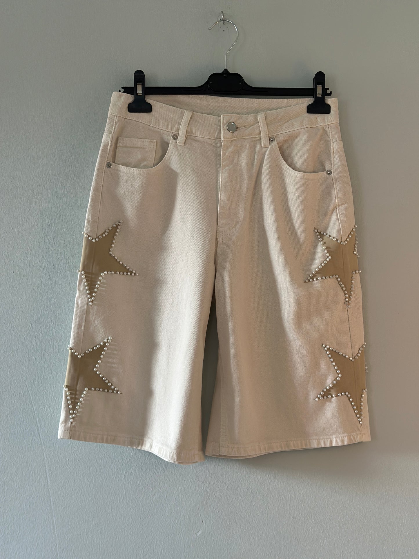 Shorts med stjärnor på sidorna - Beige