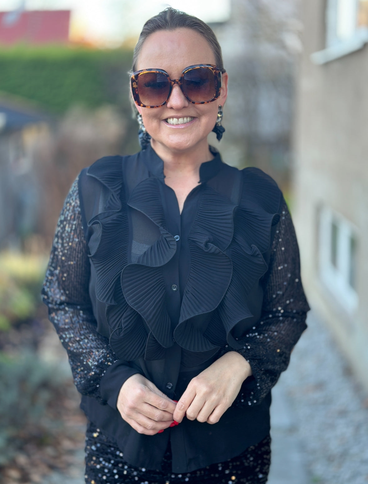 Kråsblus med paljettärmar - Svart/Brun/Burgundi