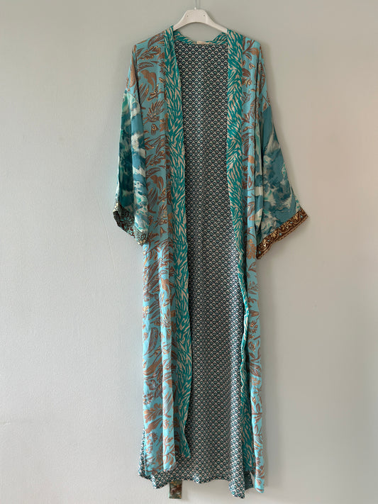 Kimono ”Mia” i vackert mönster - Multicolour