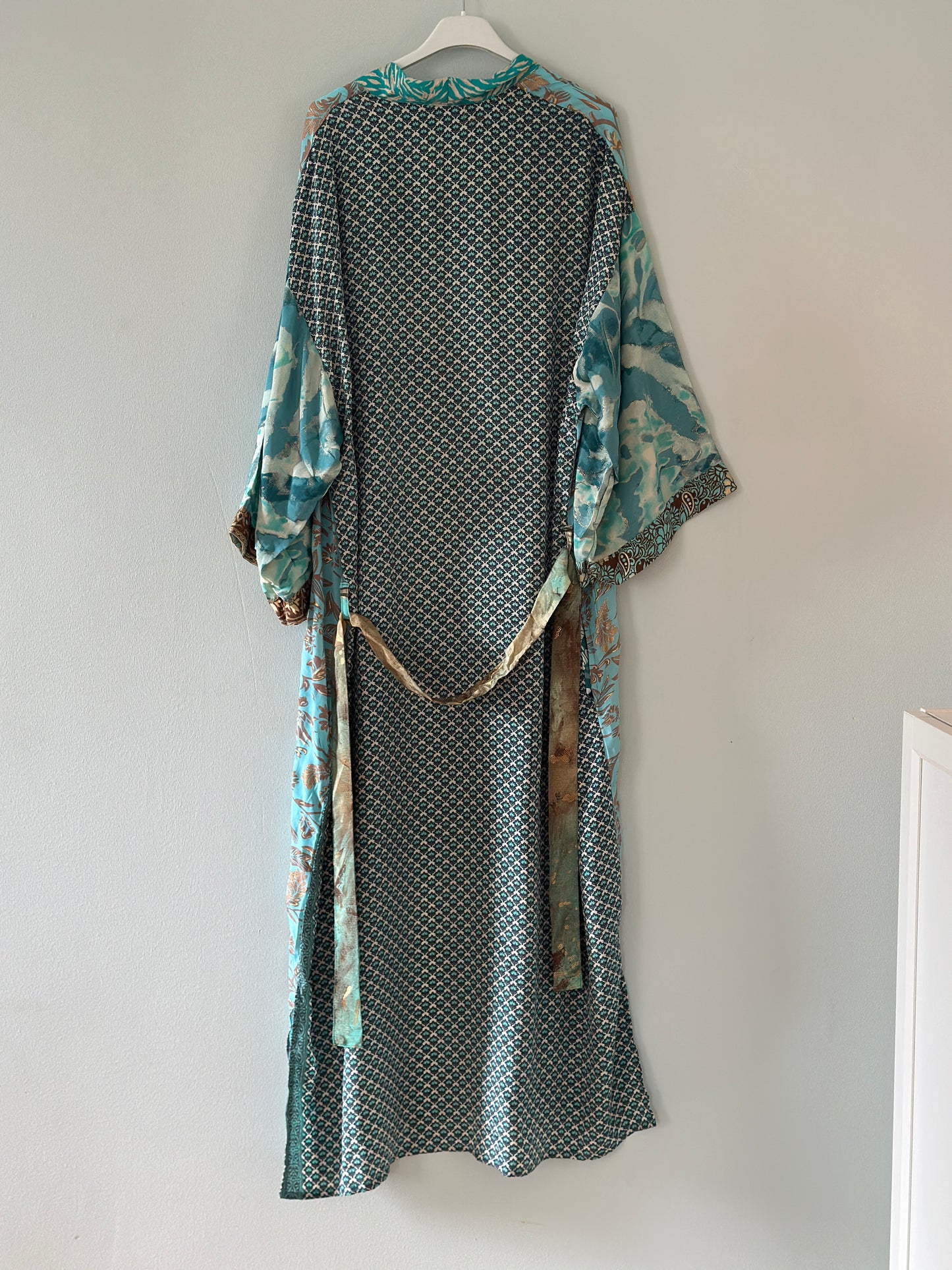 Kimono ”Mia” i vackert mönster - Multicolour