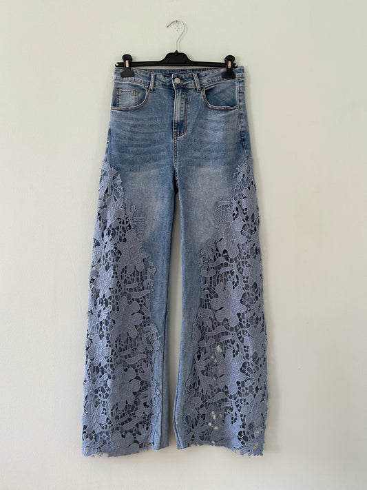 Jeans med broderi på sidorna - Jeansblå