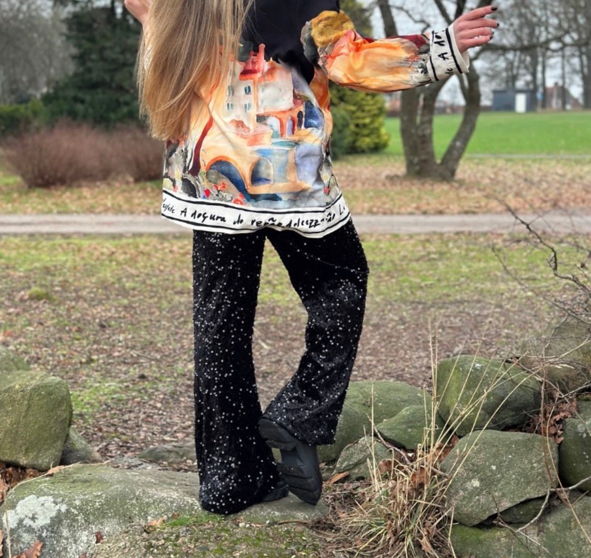 Glitterbyxor med resår i midjan - Svart