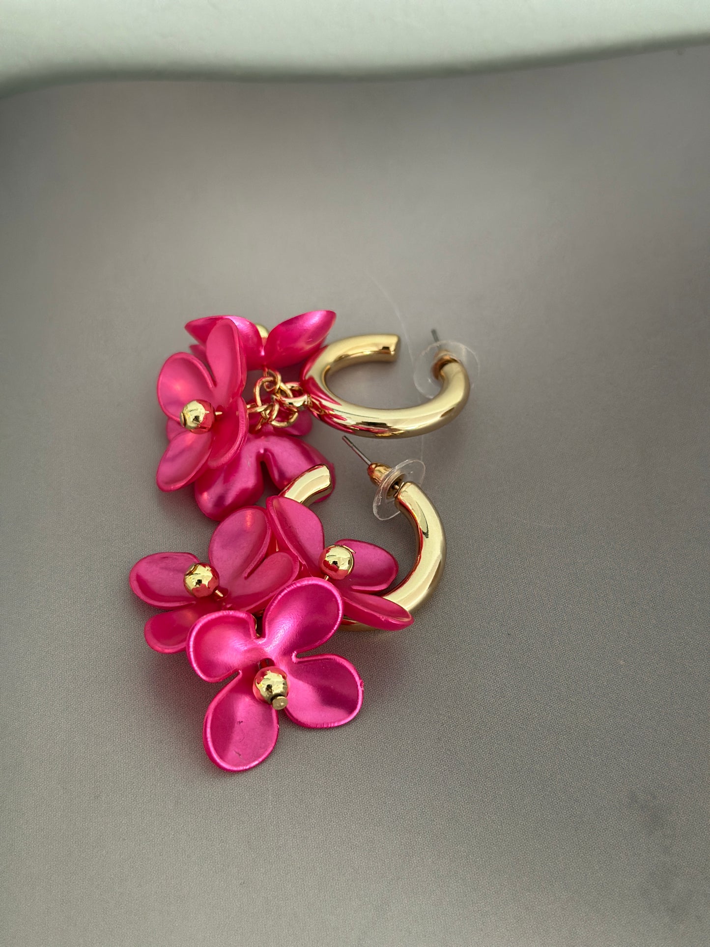 Örhängen med blommor - Rosa/jeansblå/cerise/Gul/Turkos/Beige/Röd/Orange
