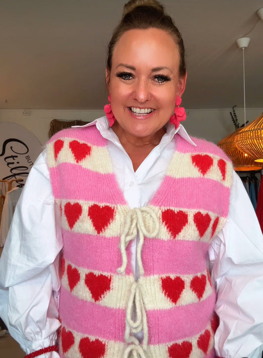 Väst ”Rosanna” med hjärtan - Rosa