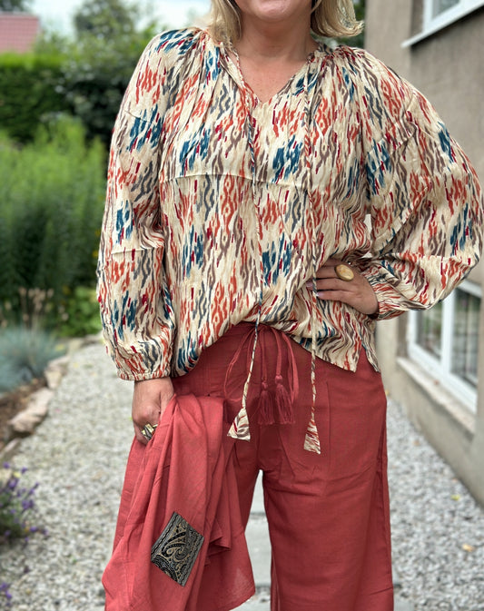 Blus ”FIA” - Beige