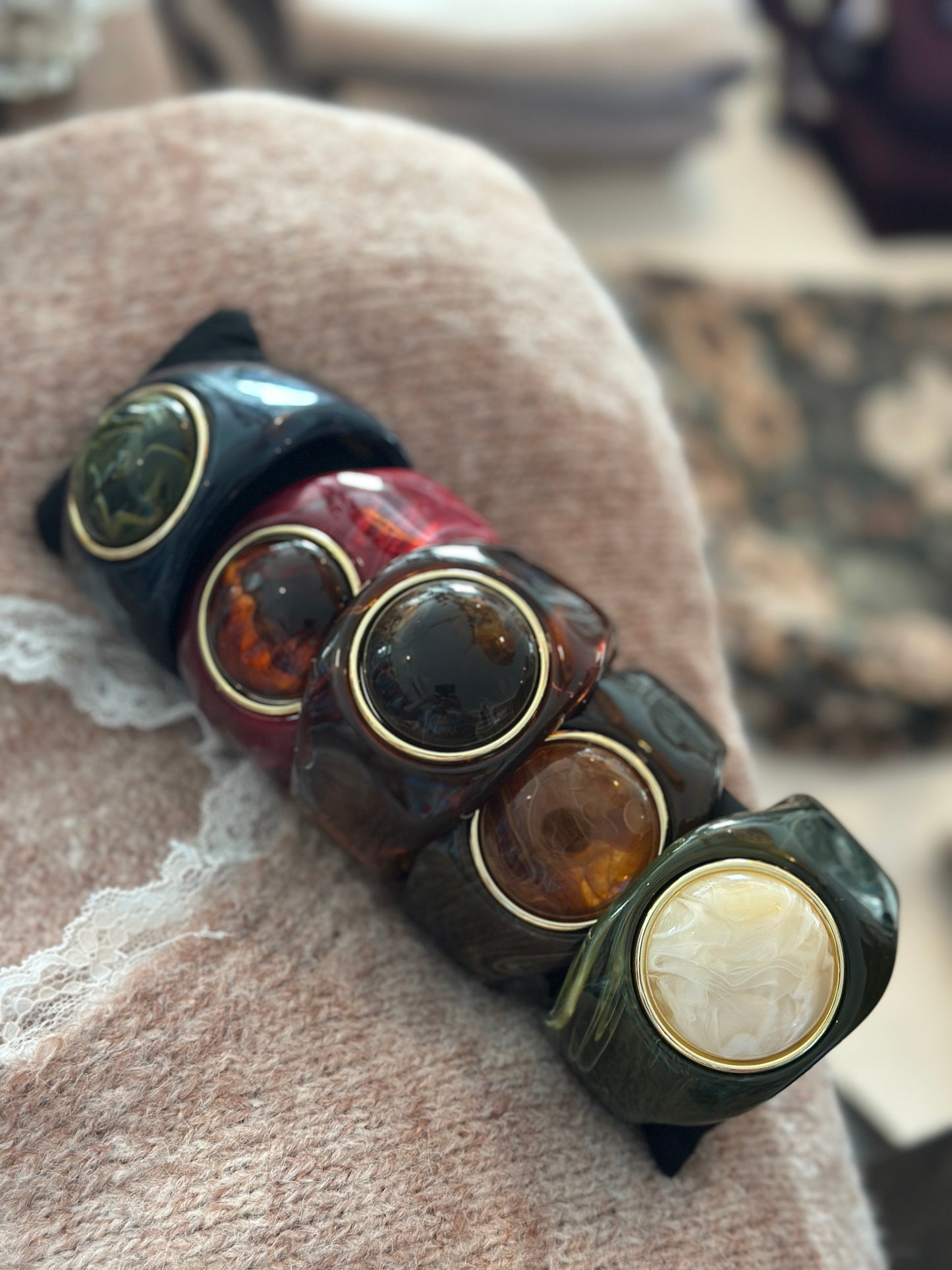 Armband med stor sten - Olika färger