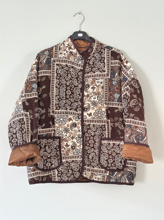 Jacka i paisleymönster - Brun