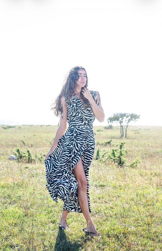 Coconut Milk, Tropical Dress - Zebra Cream/Black