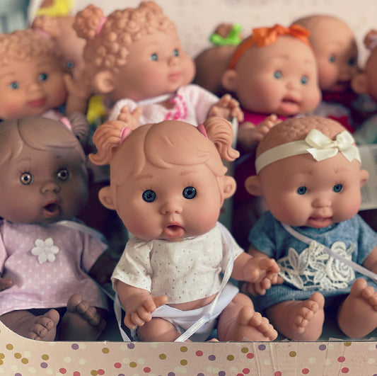 Söta små kramvänliga kompisar 22 cm - Olika varianter